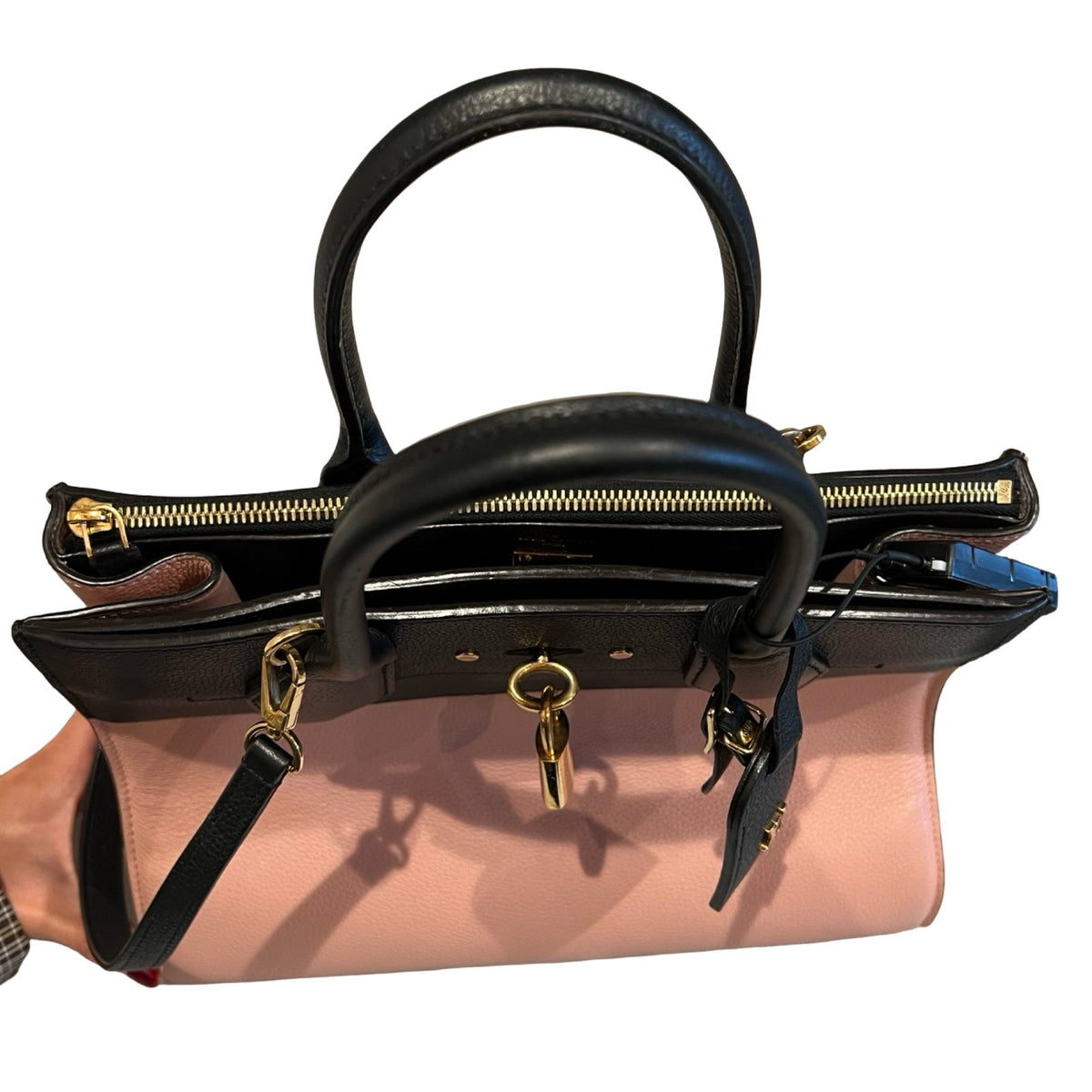 LOUIS Taurillon Leather Maremmene Tote Black and Pink Gold Hardware Lo2382