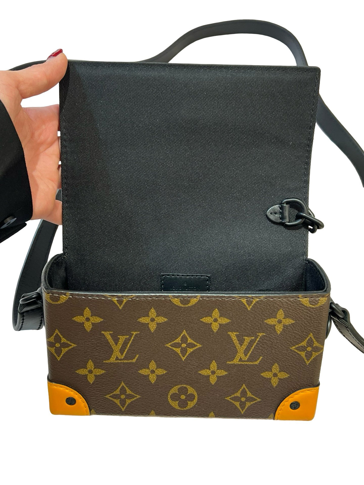 LOUIS VUITTON Monogram Canvas Soft Trunk Wallet Shoulder Bag Brown, Black, Orange Black Hardware Ry13
