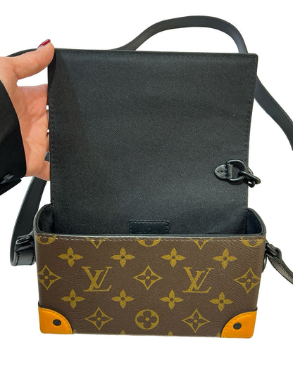 LOUIS VUITTON Monogram Canvas Soft Trunk Wallet Shoulder Bag Brown, Black, Orange Black Hardware Ry13