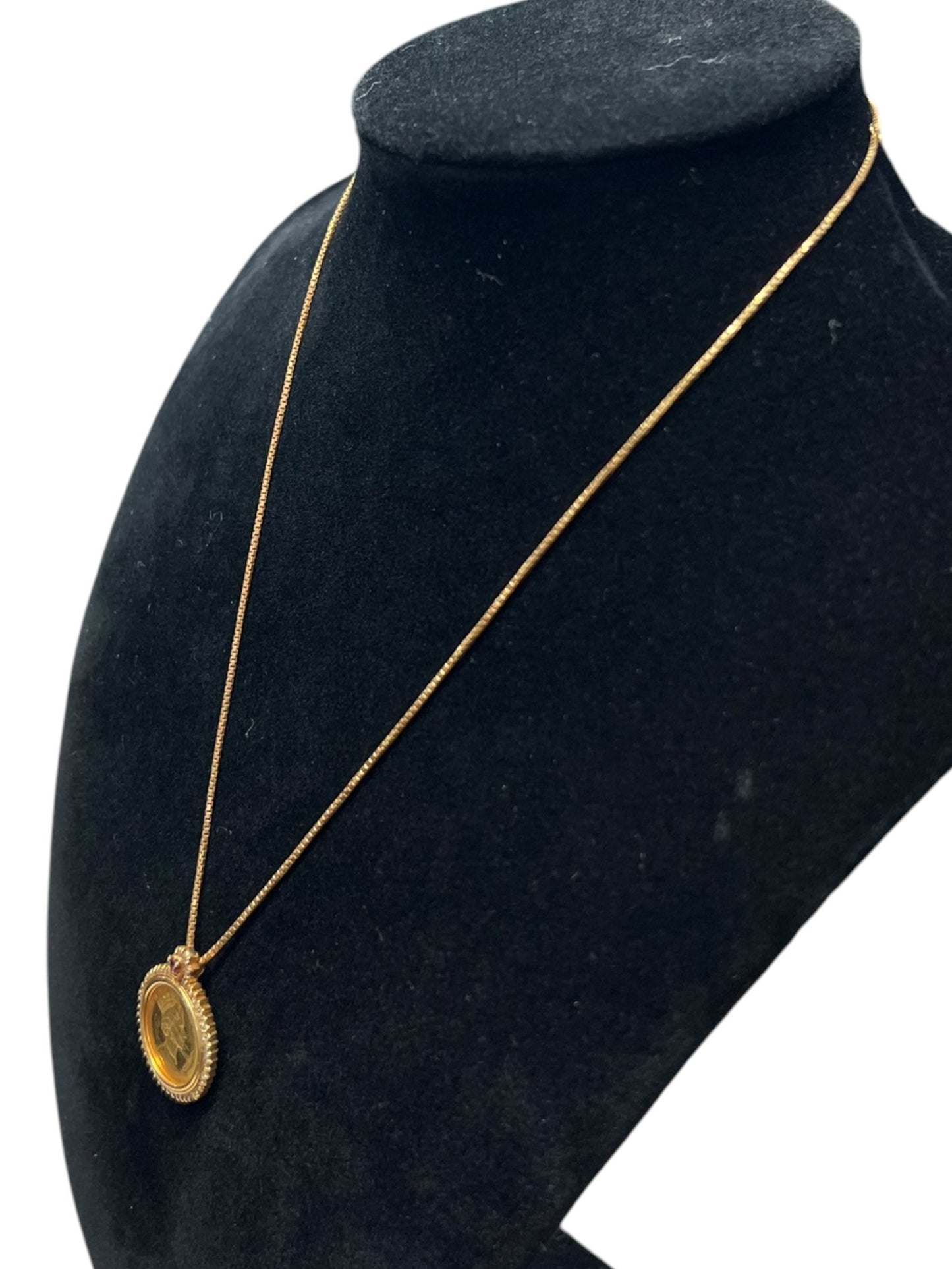 UNBRANDED Accessory Gold Coin Necklace Gold, Red Gold-tone Hardware je54