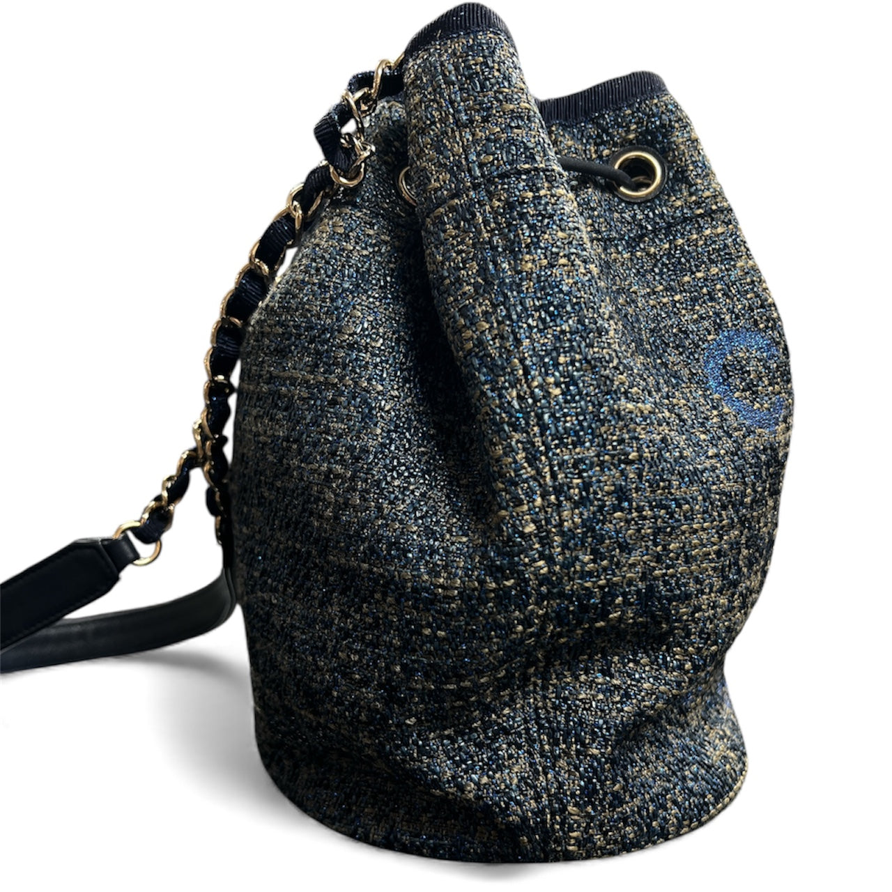 CHANEL Deauville Tweed Bucket Bag CH2029