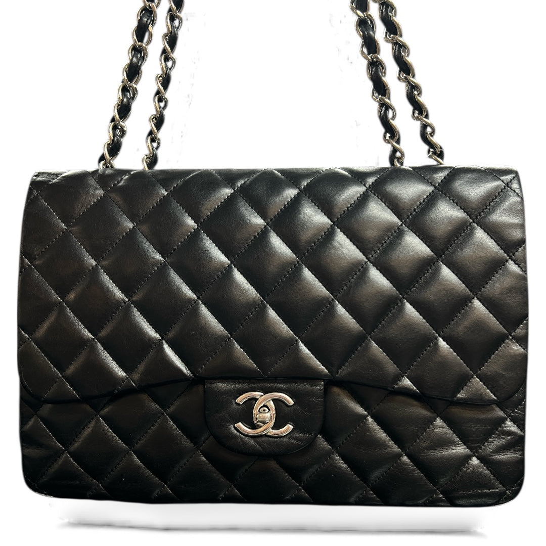 CHANEL Matelassé Classic Chain Shoulder Bag CH2028
