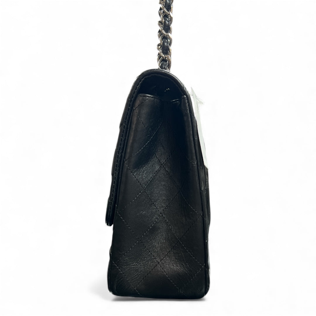 CHANEL Matelassé Classic Chain Shoulder Bag CH2028