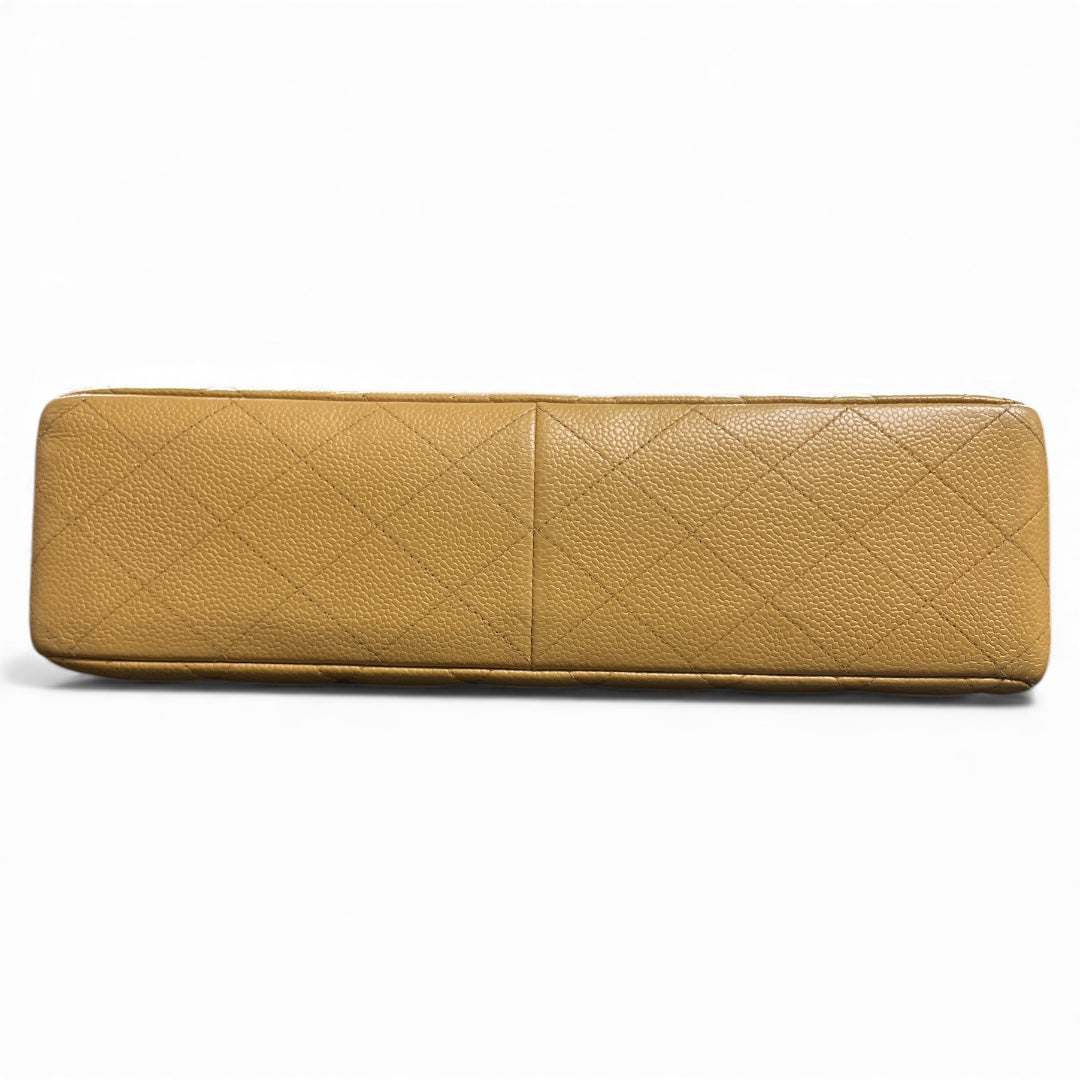 CHANEL Beige Chain Shoulder Bag CH2027