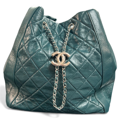 CHANEL Matelasse Drawstring Handbag CH1994