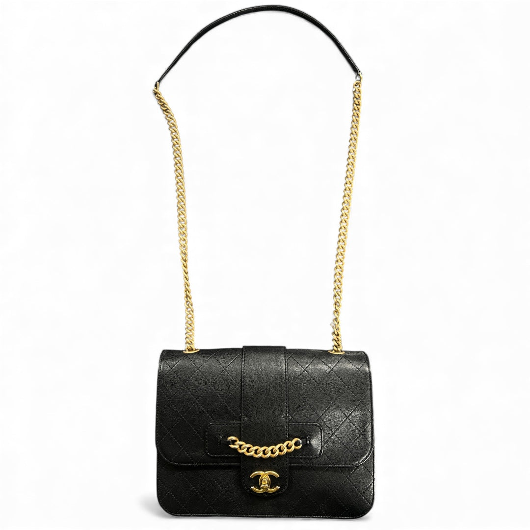 CHANEL Black Leather Chain Shoulder Bag CH1991
