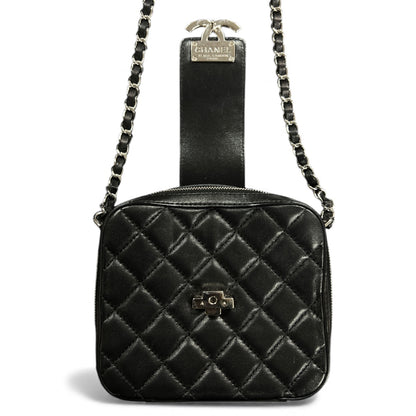 CHANEL Matelasse Chain Shoulder Bag CH1985