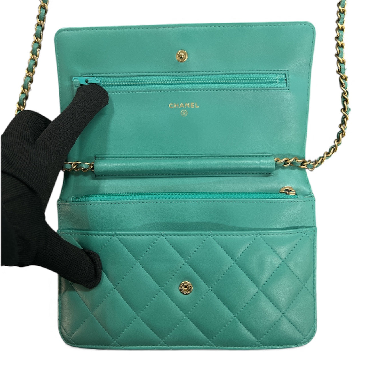 CHANEL Matelasse Chain Wallet Shoulder Bag CH1963