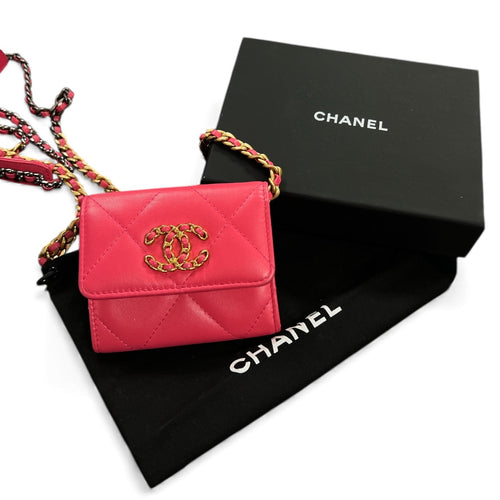 CHANEL Pink Matelassé Leather Chain  Wallet CH1944