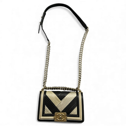CHANEL Chain Shoulder Bag Black/Gold CH1910