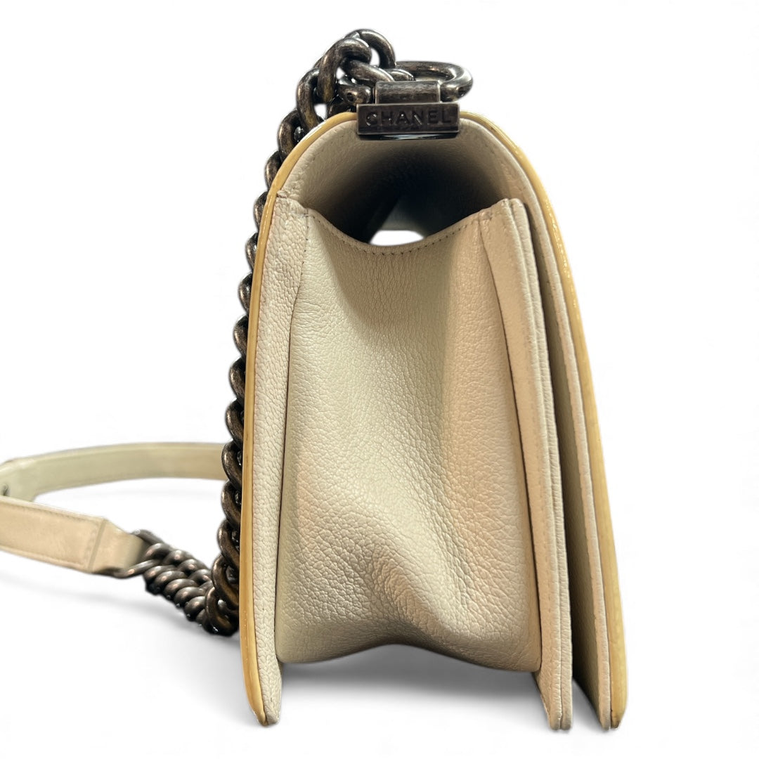 CHANEL Boy Chanel Chain Holder Shoulder Bag CH1704