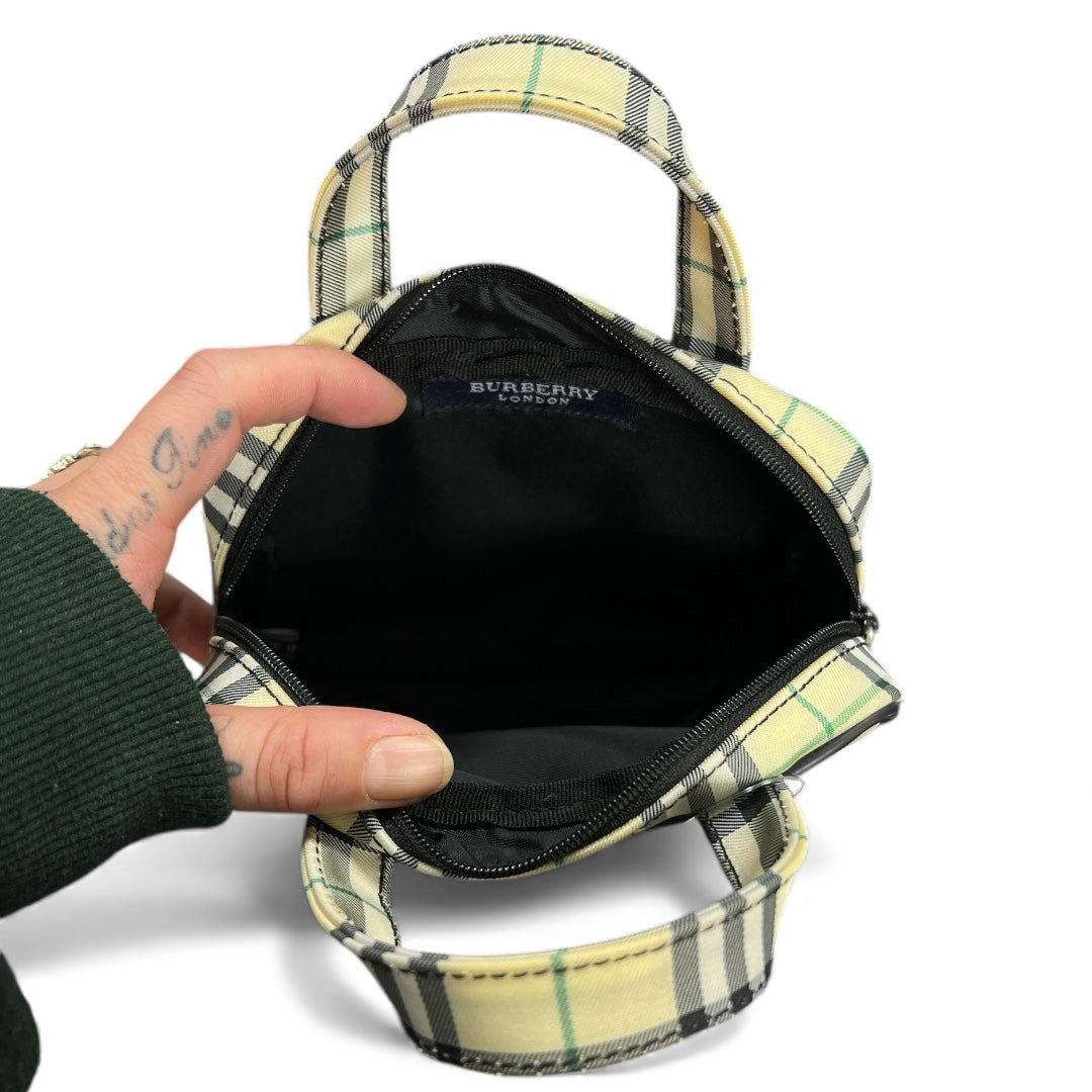 Burberry Check Pattern Handbag-Style Pouch BU948