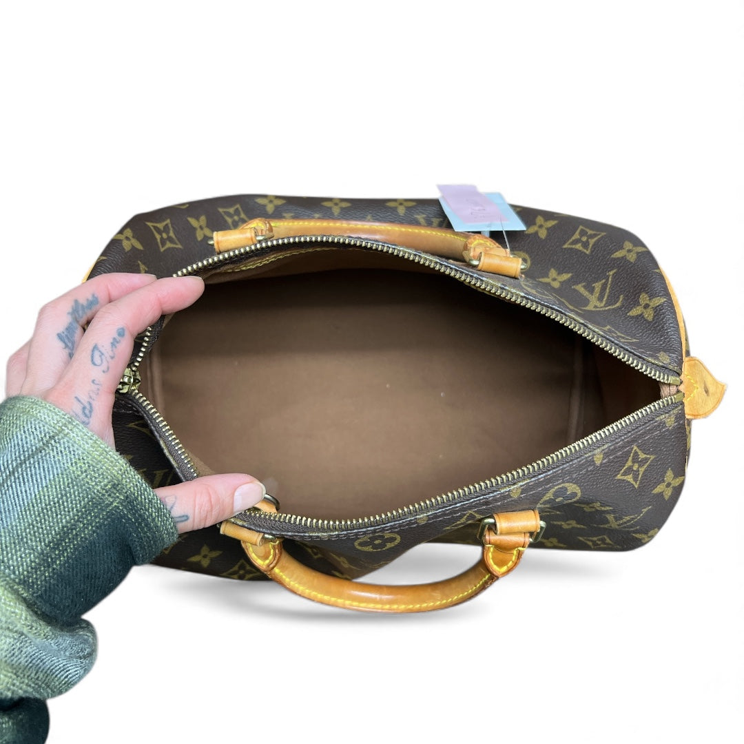 LOUIS VUITTON Monogram Speedy 30 LO2101
