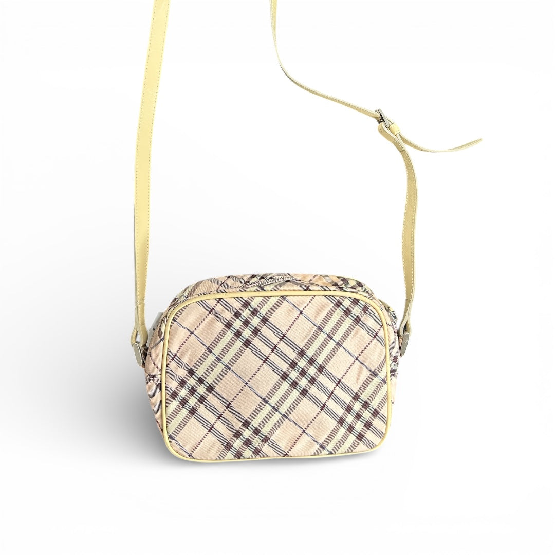 Burberry Check Pattern Shoulder Bag BU1042