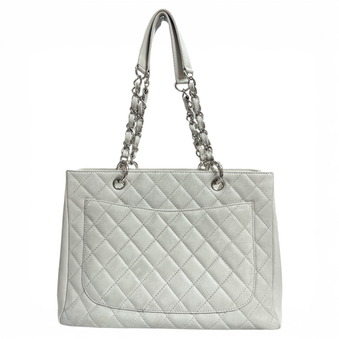 CHANEL Matelassé  Chain Tote Bag with Coco Logo CH2033