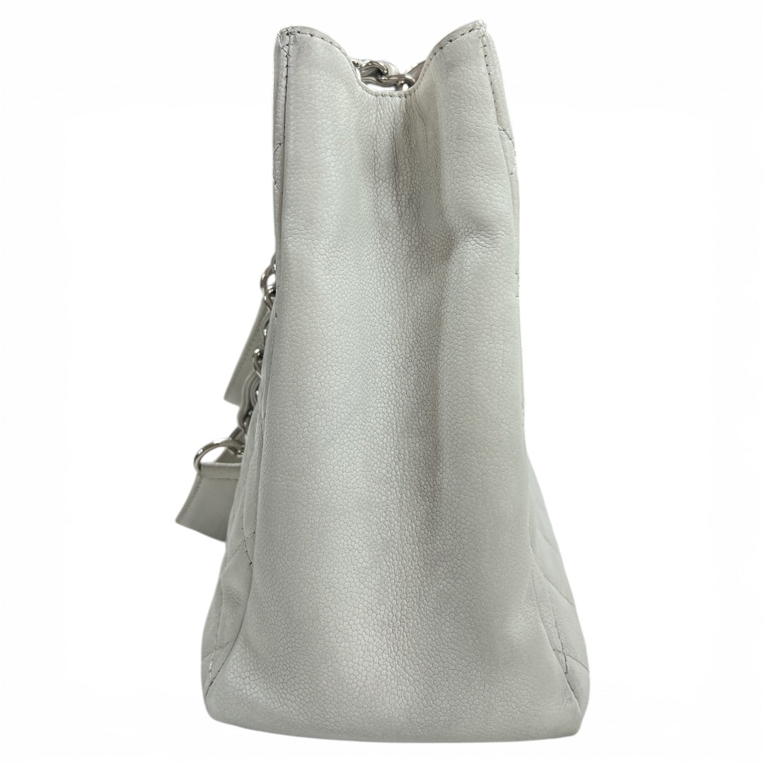 CHANEL Matelassé  Chain Tote Bag with Coco Logo CH2033