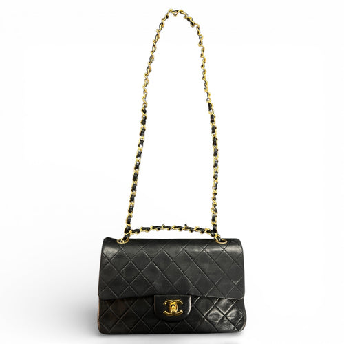 CHANEL Matelassé Shoulder Bag CH2049