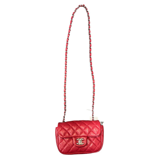 CHANEL Medium Perforated Lambskin  CH2051