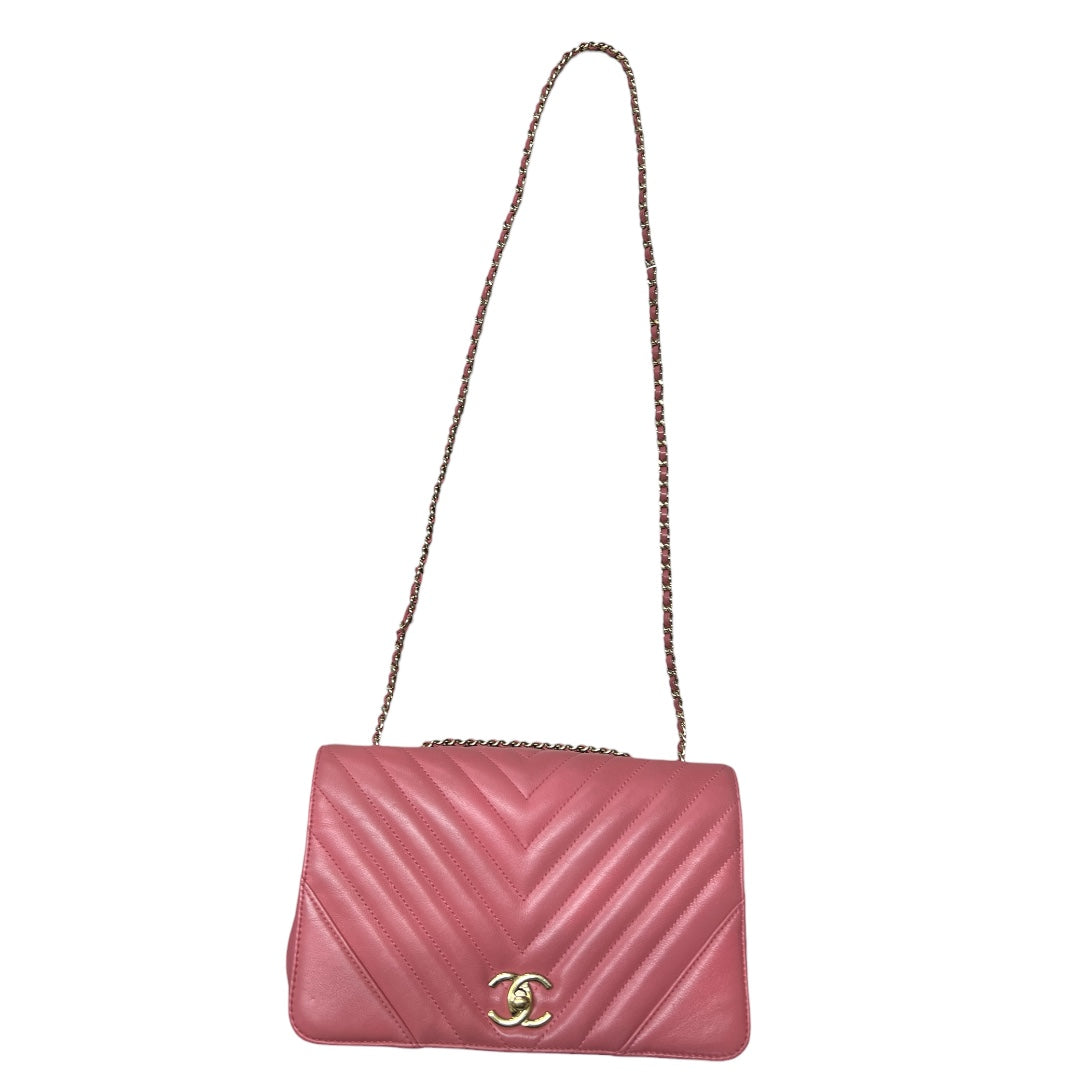 CHANEL Chevron V Stitch Chain Shoulder Bag Pink  CH2092