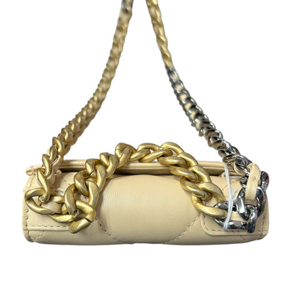 CHANEL 19 Matelasse Chain Smartphone Holder Lambskin Beige CH2146