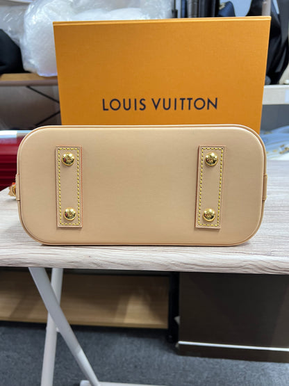 LOUIS VUITTON Monogram Alma BB 2-Way Shoulder Bag Handbag Brown Canvas LO2245